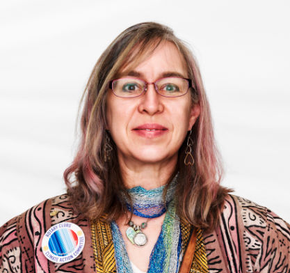 De's Headshot - DeAnna Pursai