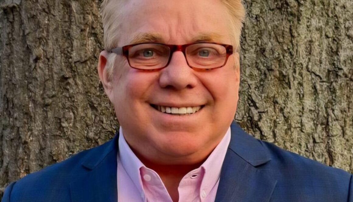 Steve Bender