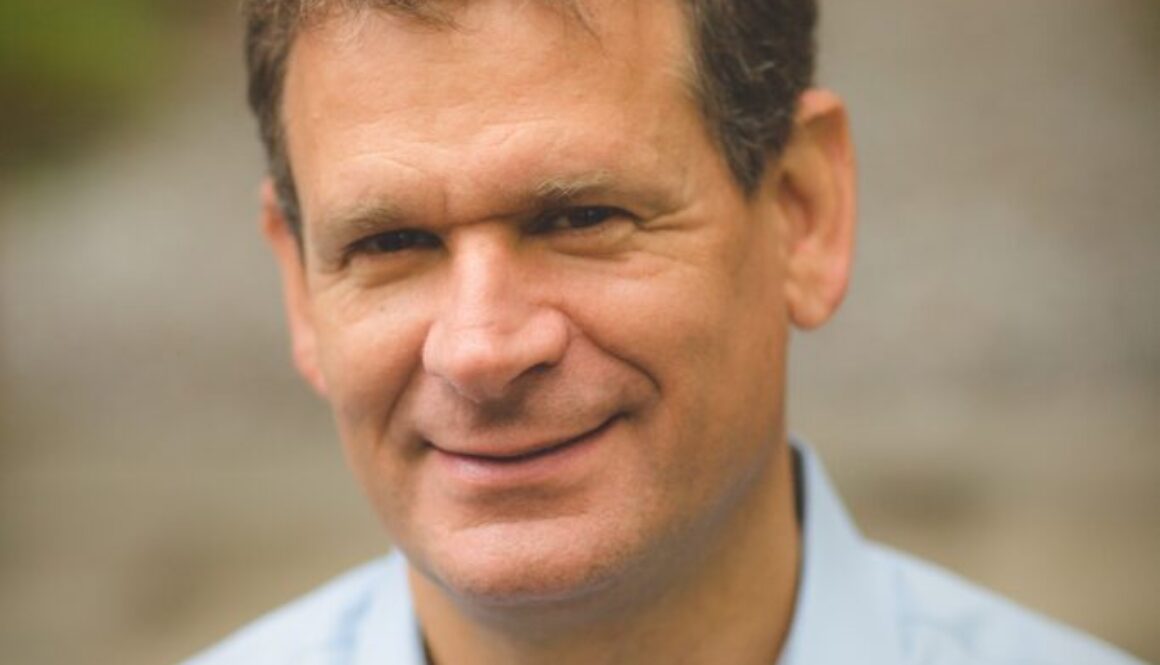 Ivan Frishberg Head Shot